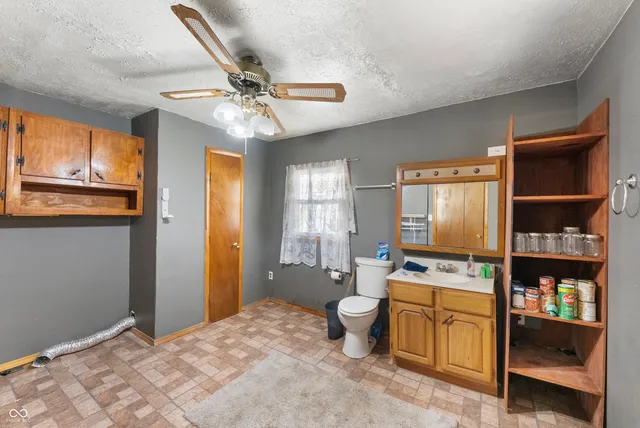 $110,000 | 149 South 7th Street, Austin, IN 47102