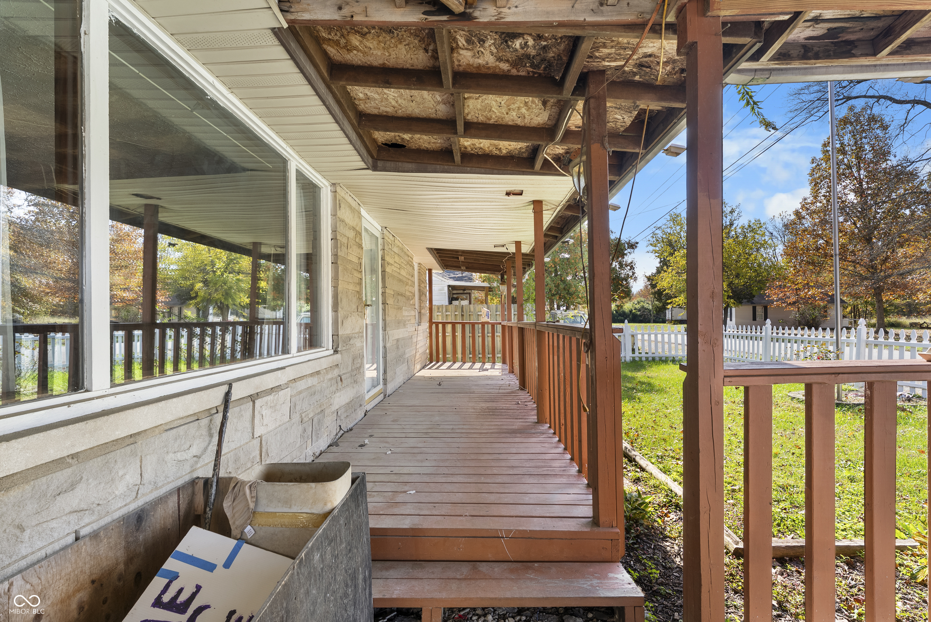 149 South 7th Street Austin, IN 47102 - Photo 4 of 32