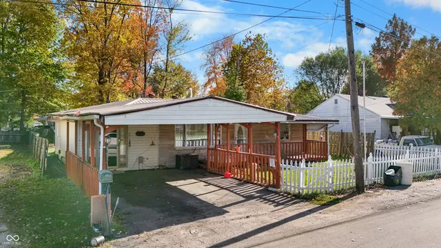 $110,000 | 149 South 7th Street, Austin, IN 47102