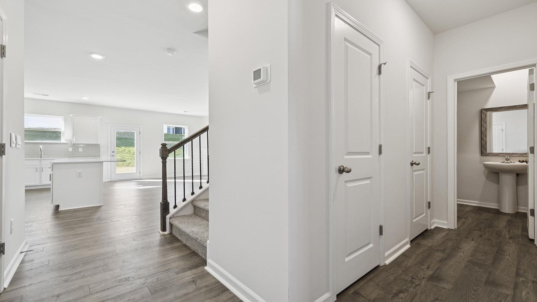 1013 Roleson Way Woodruff, SC 29388 - Photo 7 of 33 Gallery Image 7