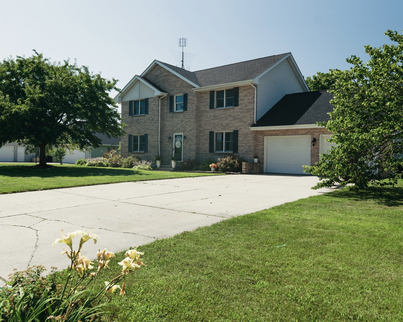45 Oak Ridge Drive LaSalle, IL 61301 - Photo 1 of 28