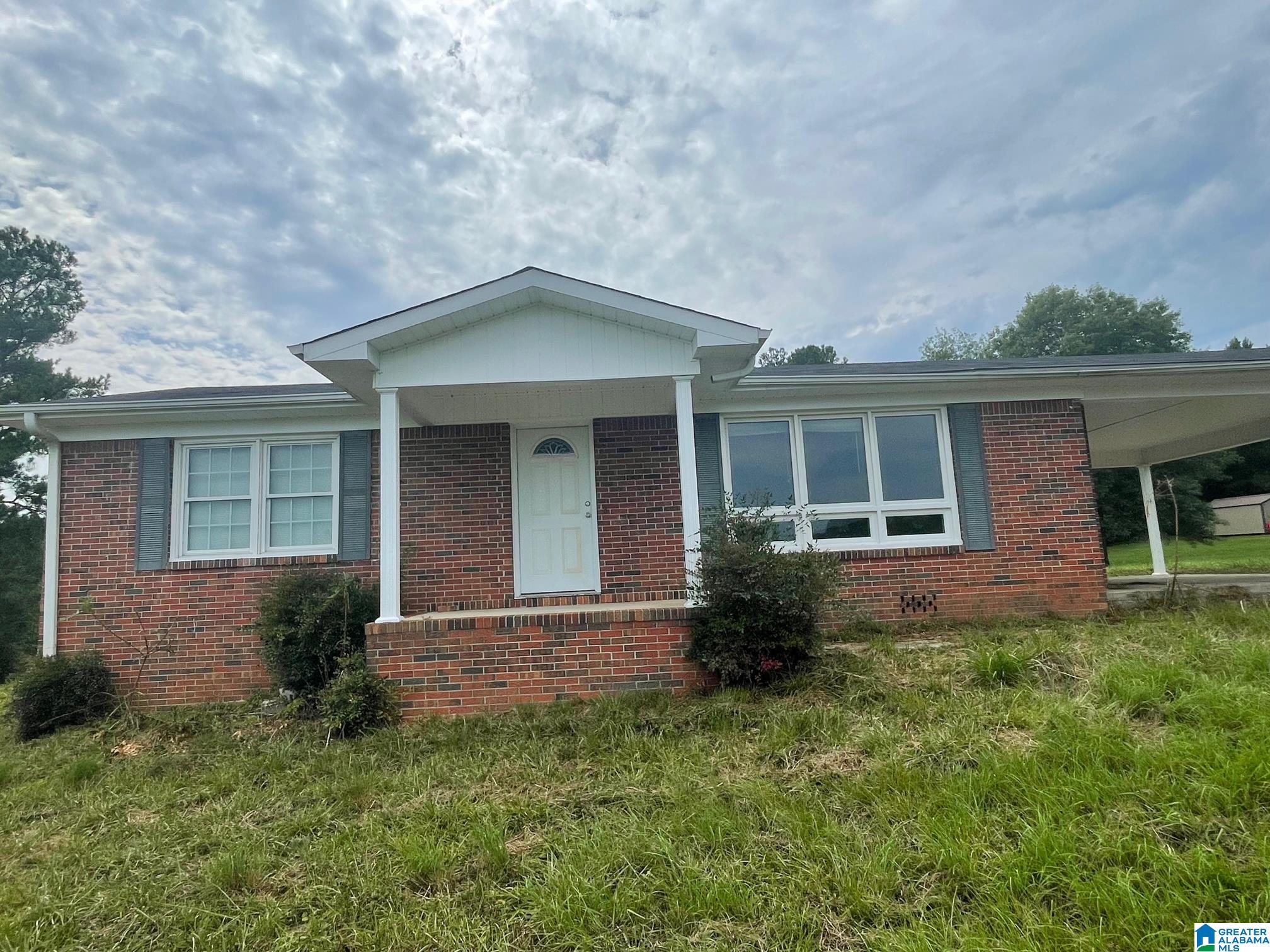 190 Silver Loop Road Columbiana, AL 35051 - Photo 2 of 21