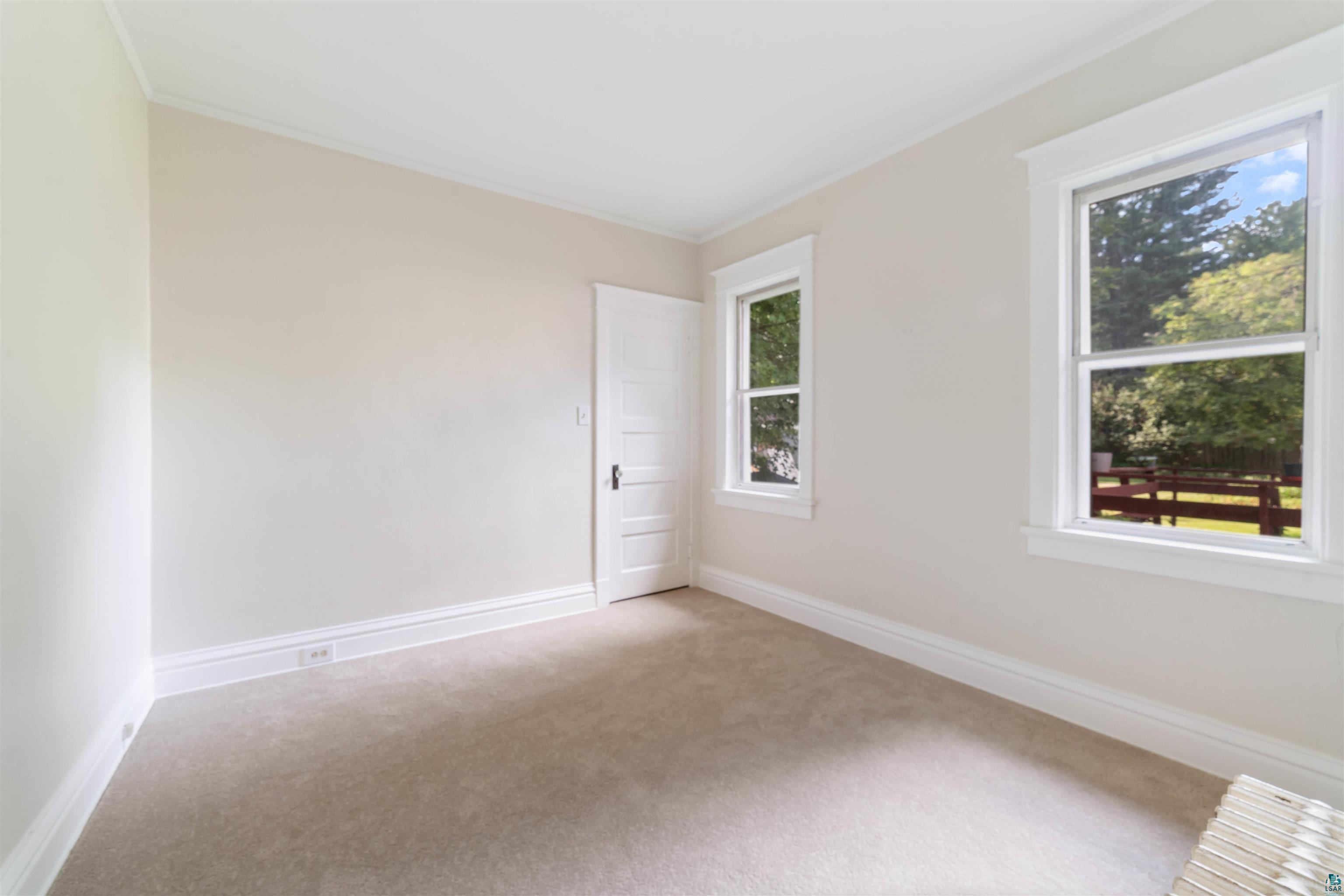 915 Grandview Avenue Duluth, MN 55812 - Photo 12 of 33