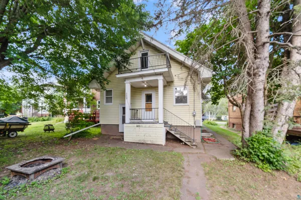 $349,900 | 915 Grandview Avenue, Duluth, MN 55812