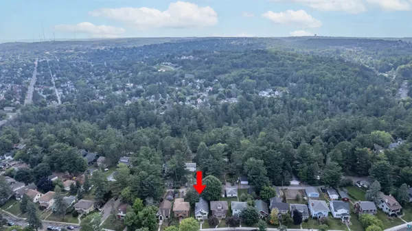 $349,900 | 915 Grandview Avenue, Duluth, MN 55812