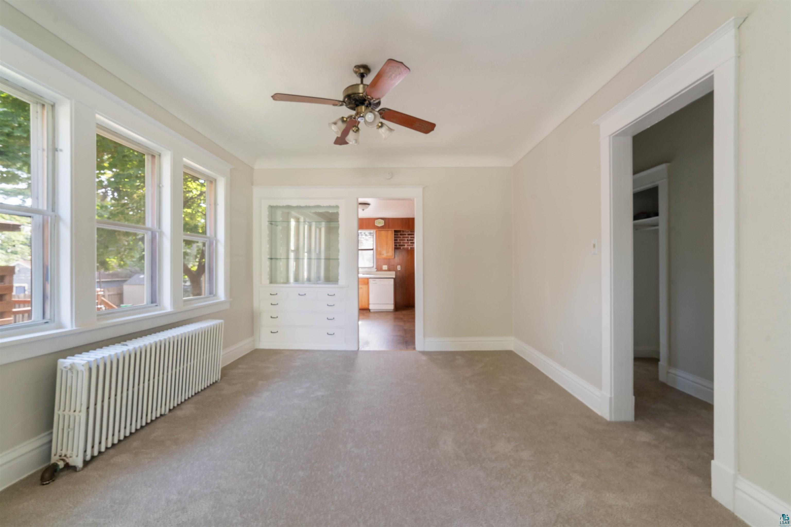 915 Grandview Avenue Duluth, MN 55812 - Photo 10 of 33