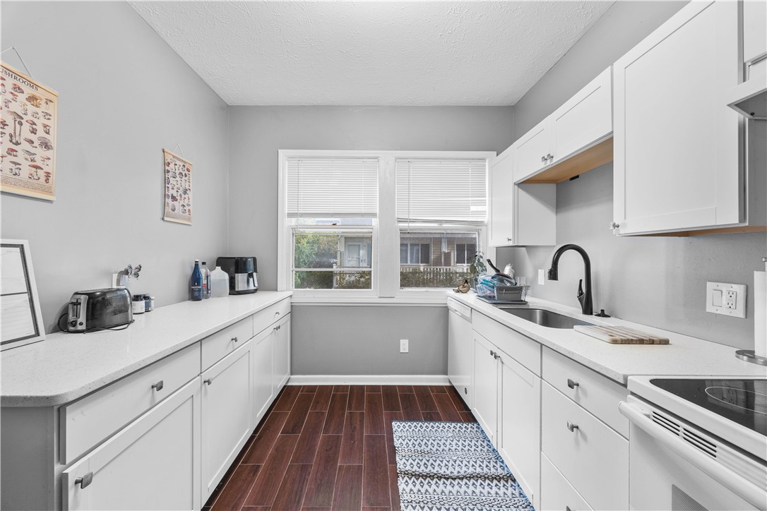 47 Atkinson Street Rochester, NY 14608 - Photo 24 of 48