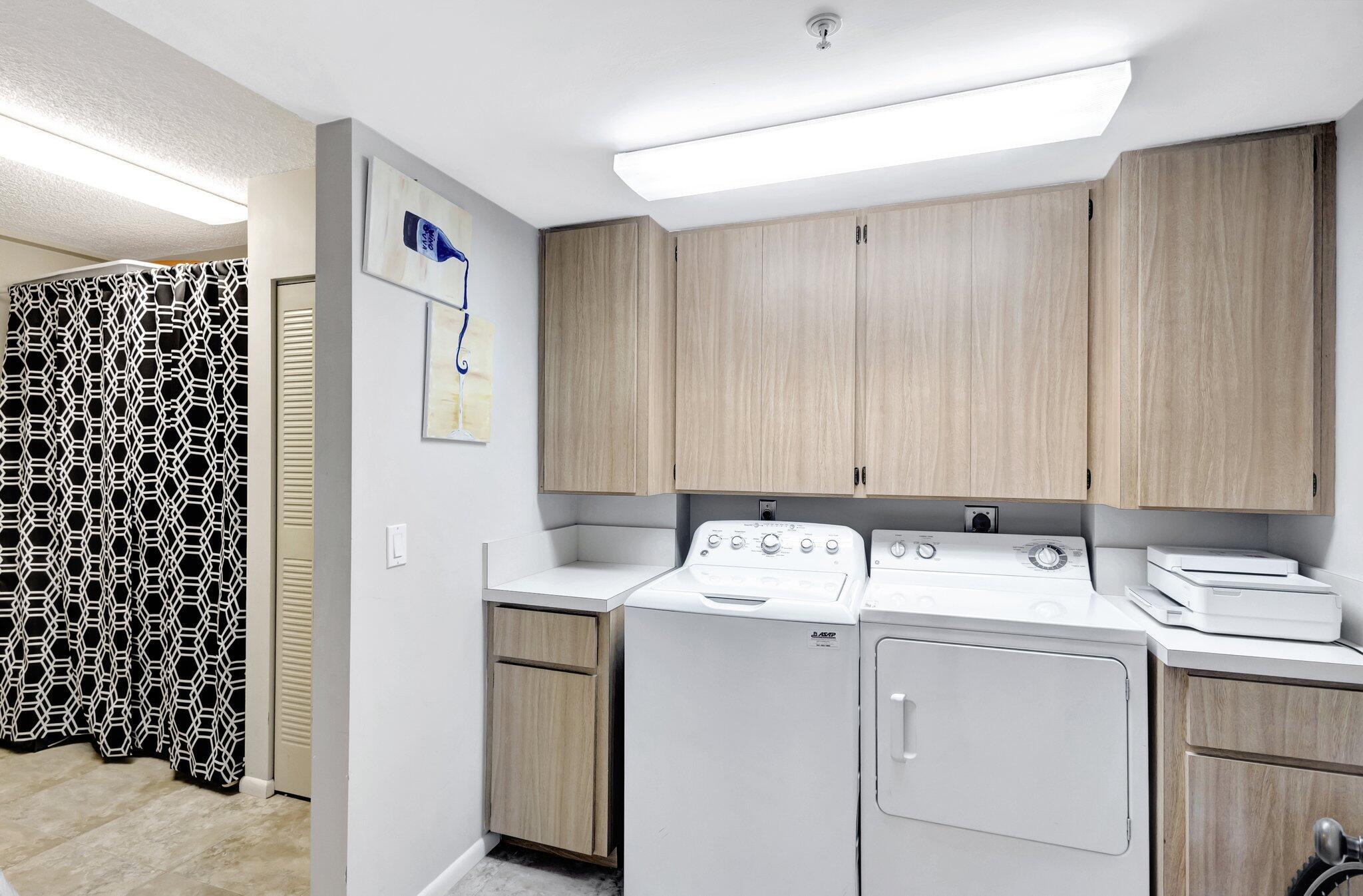 1401 Tidal Pointe Boulevard, Unit 301 Jupiter, FL 33477 - Photo 20 of 27 Laundry Room