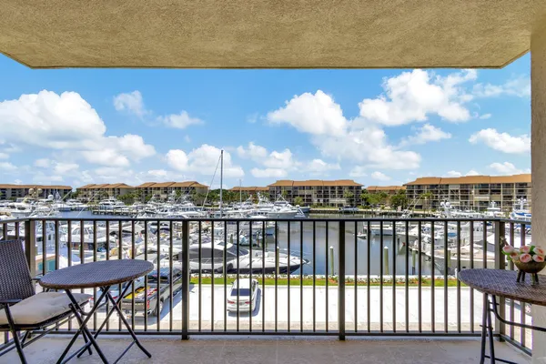 $2,000 | 1401 Tidal Pointe Boulevard, Unit 301, Jupiter, FL 33477