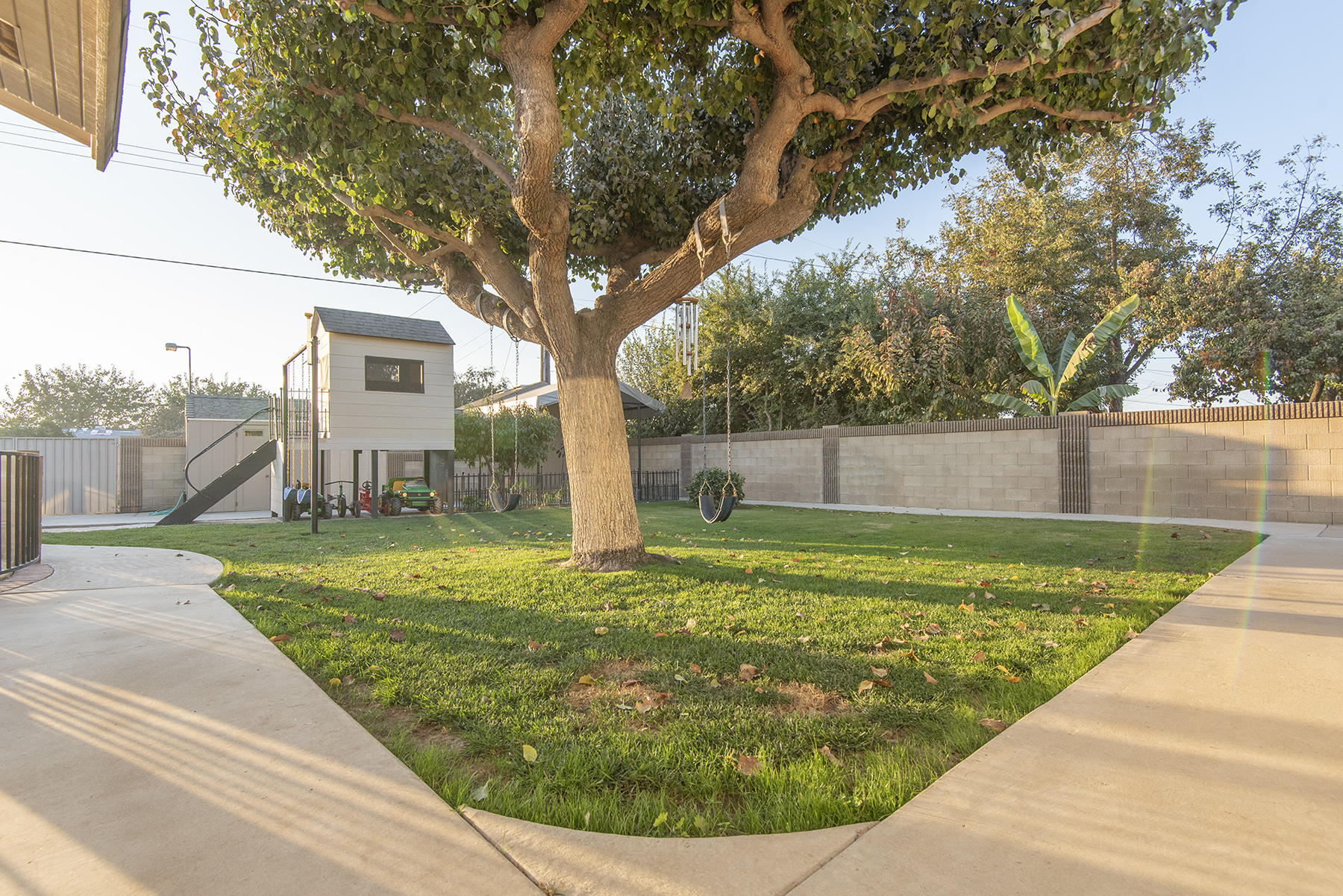 299 South Callison Road Tipton, CA 93272 - Photo 51 of 55 Back yard, easy maintenance! Block wall fencing surrounds home!