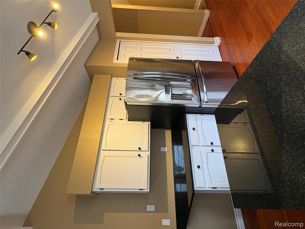 2090 Cumberland Road Rochester, MI 48307 - Photo 15 of 25
