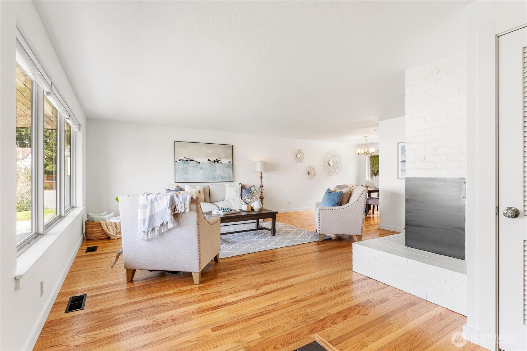 612 Aloha Way Edmonds, WA 98020 - Photo 11 of 39