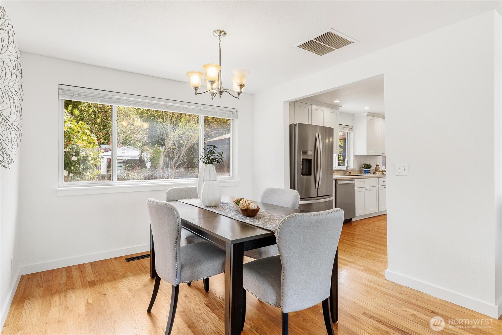 612 Aloha Way Edmonds, WA 98020 - Photo 13 of 39