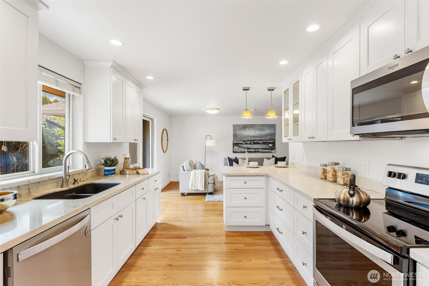 612 Aloha Way Edmonds, WA 98020 - Photo 15 of 39