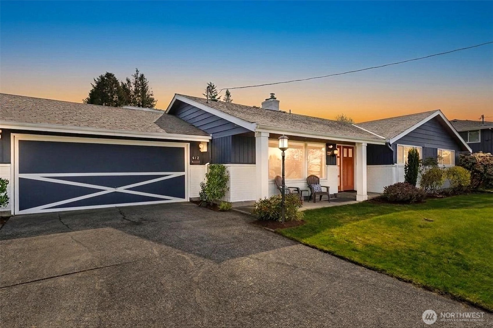 612 Aloha Way Edmonds, WA 98020 - Photo 2 of 39