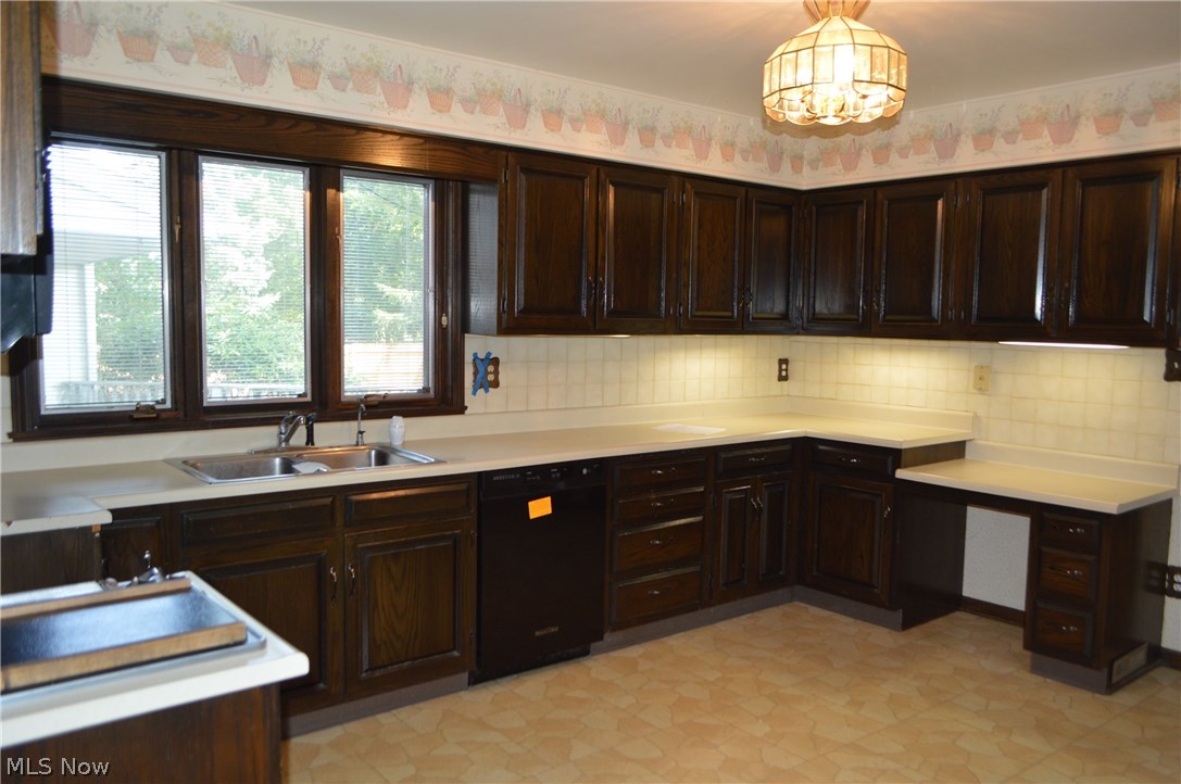3401 Limerick Road Clyde, OH 43410 - Photo 2 of 24 Gallery Image 2