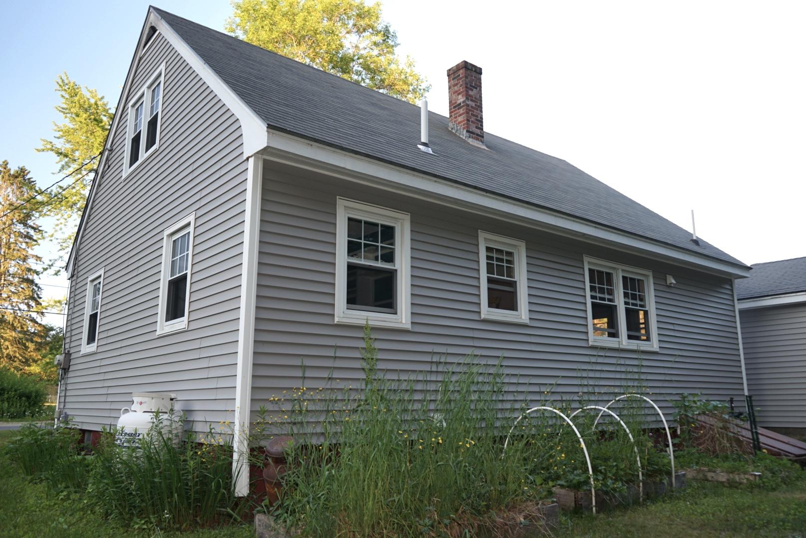 68 River Road Topsham, ME 04086 - Photo 5 of 27 fullsizeoutput_29b6