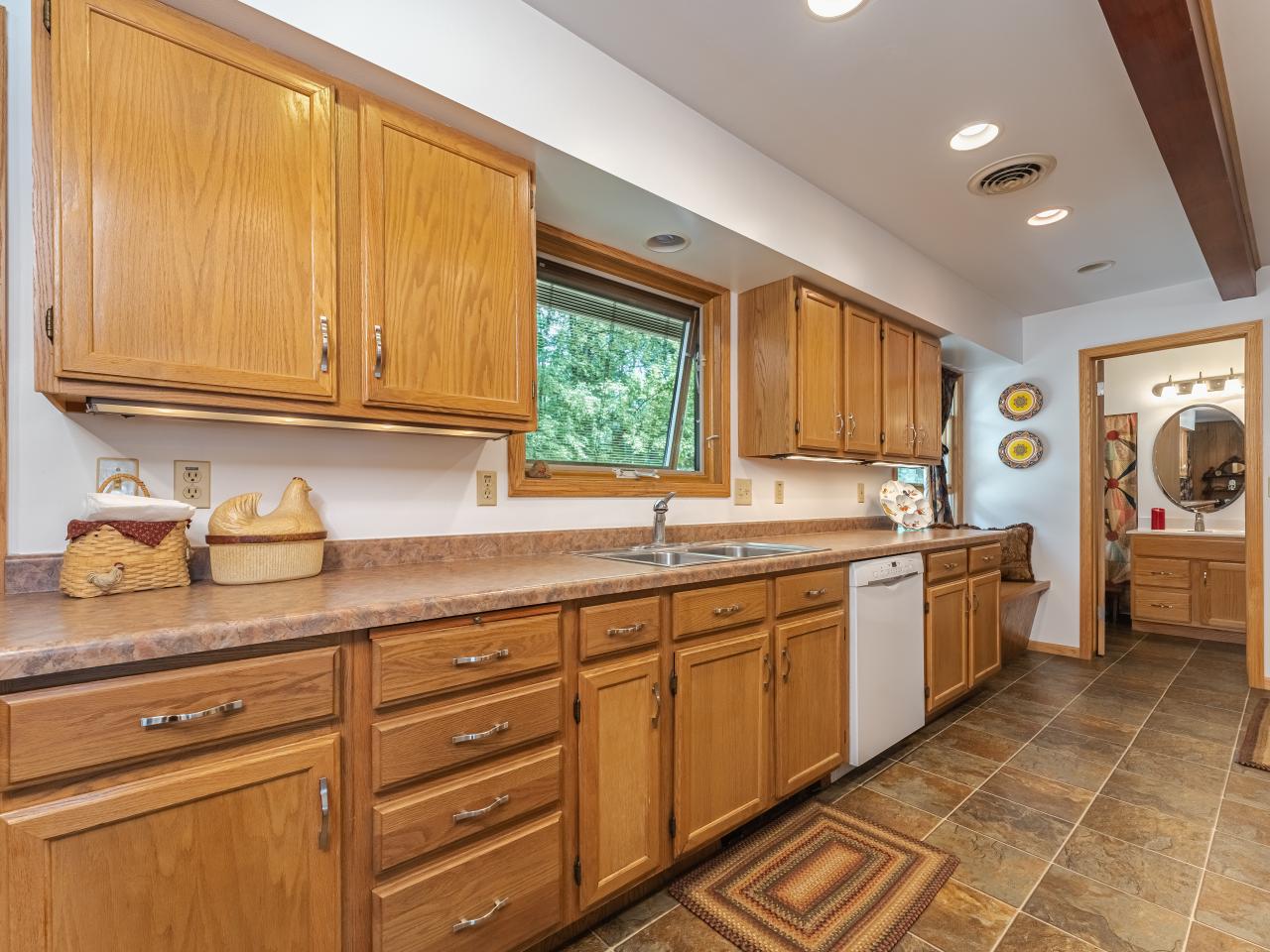 927 Silver Lake Road Eagle River, WI 54521 - Photo 4 of 36 Gallery Image 4