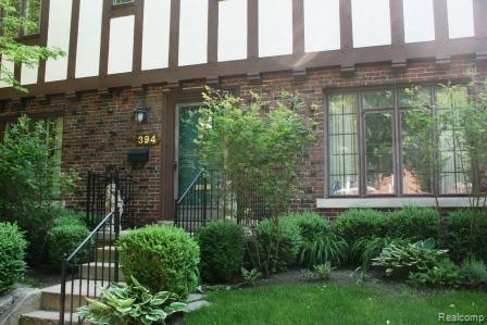 394 Rivard Boulevard Grosse Pointe, MI 48230 - Photo 2 of 15 394 RIVARD
