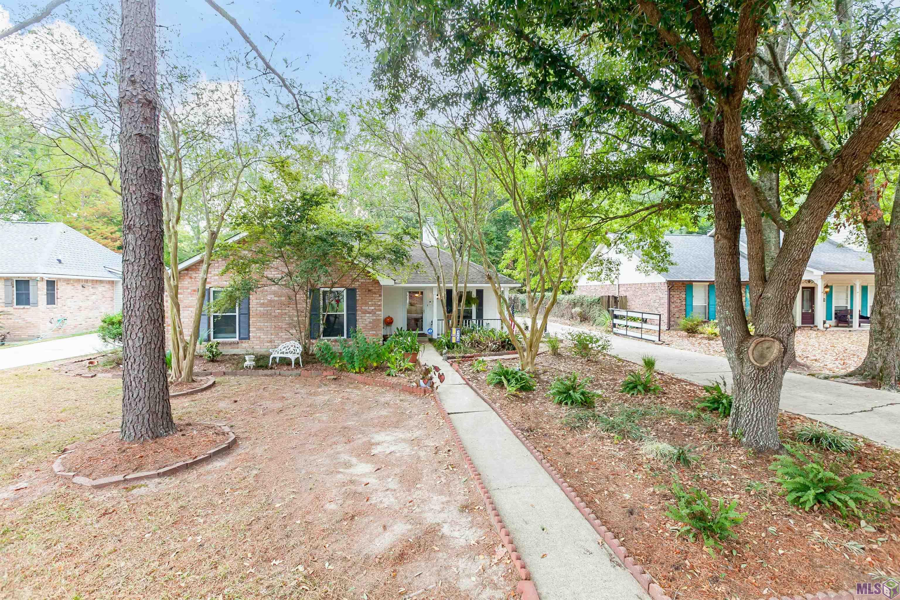 1626 Hobbiton Road Baton Rouge, LA 70810 - Photo 3 of 27