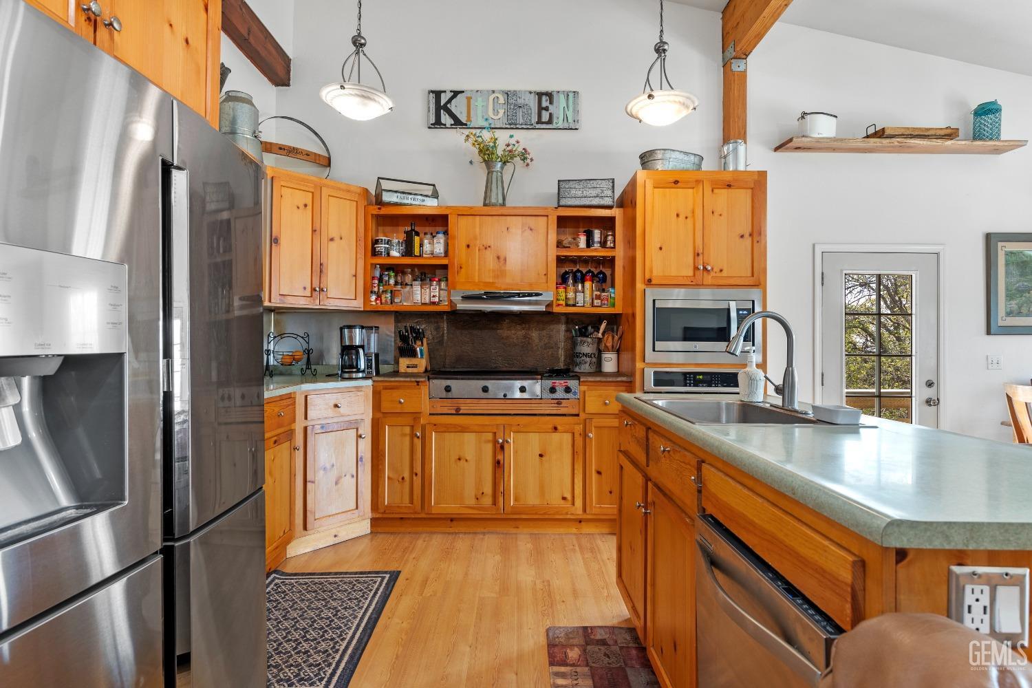 Undisclosed Address Tehachapi, CA 93561 - Photo 13 of 49