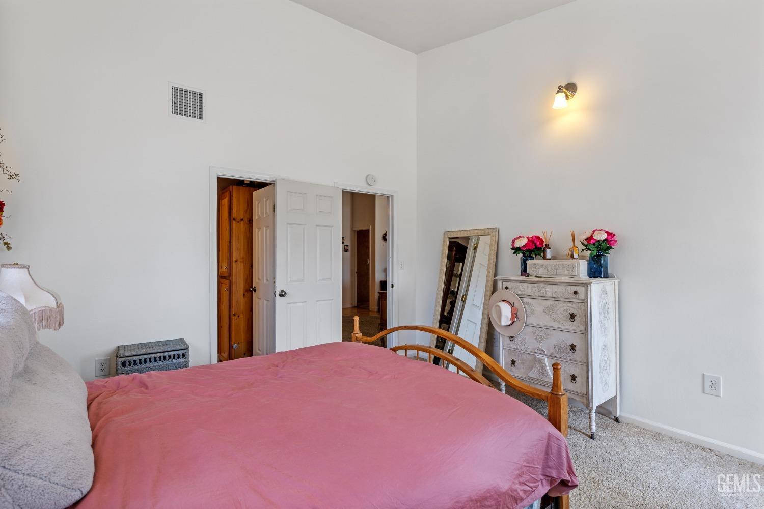 Undisclosed Address Tehachapi, CA 93561 - Photo 19 of 49