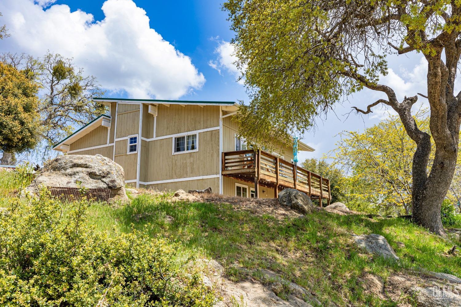 Undisclosed Address Tehachapi, CA 93561 - Photo 36 of 49