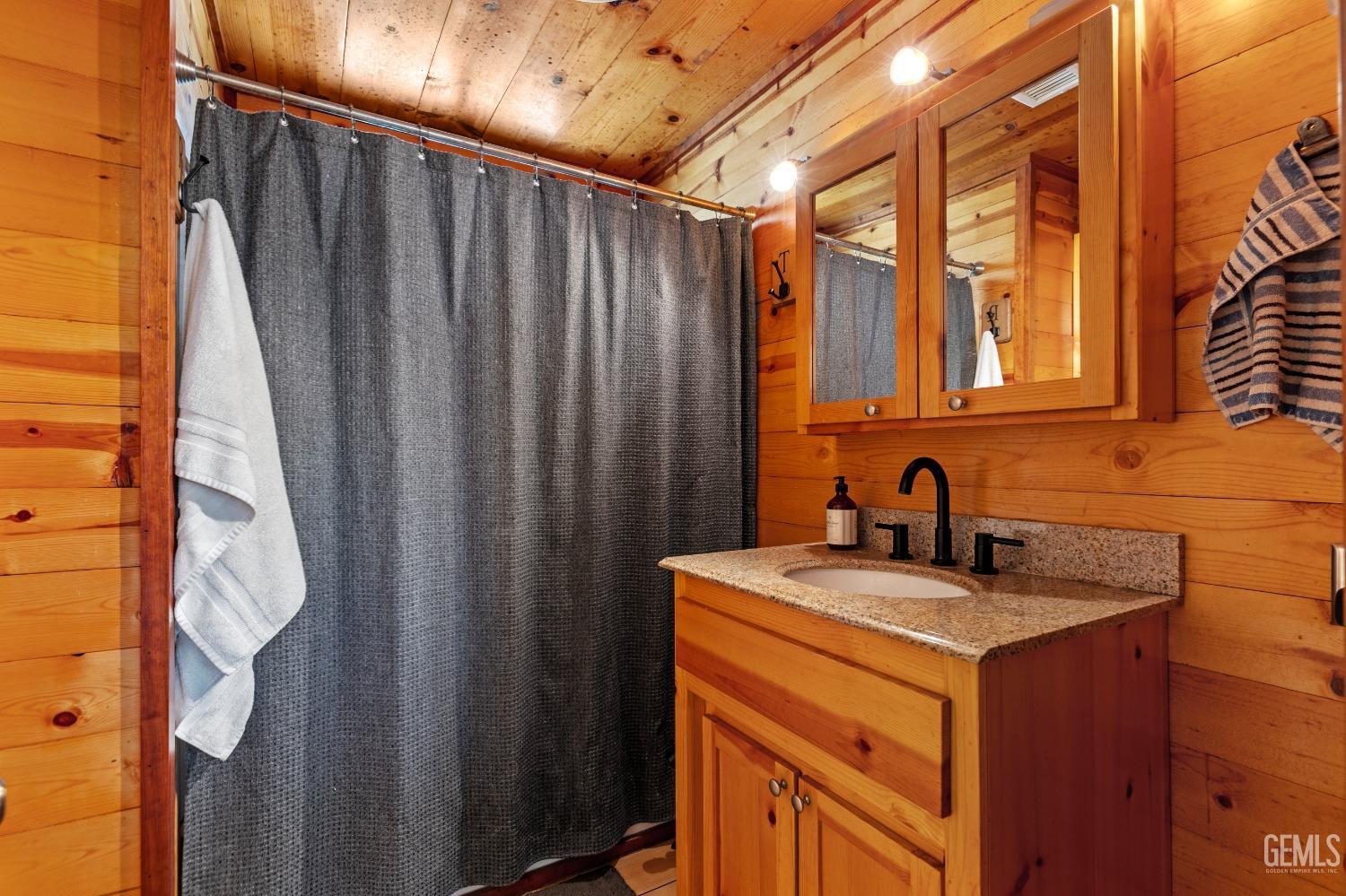 Undisclosed Address Tehachapi, CA 93561 - Photo 8 of 49