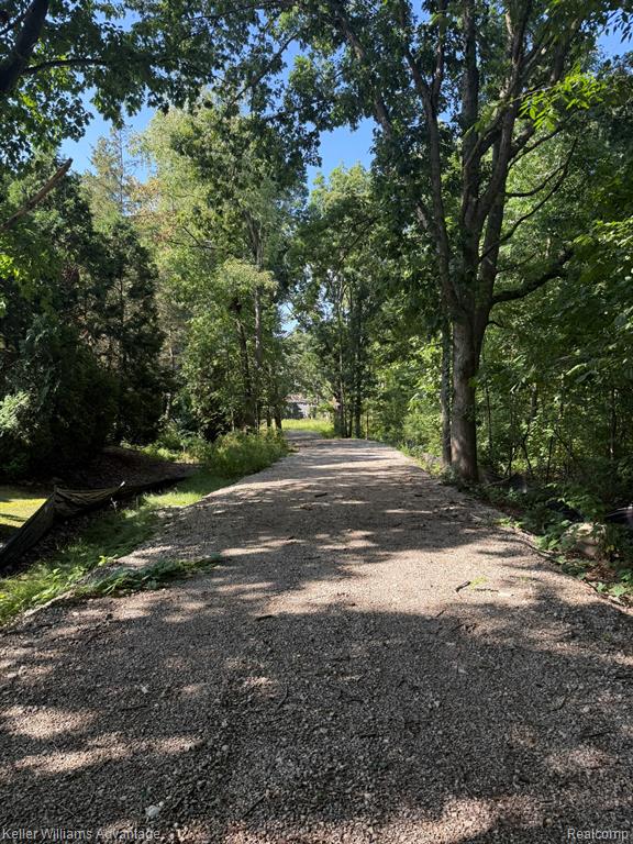 10493 Spring Grove Brighton, MI 48114 - Photo 24 of 36