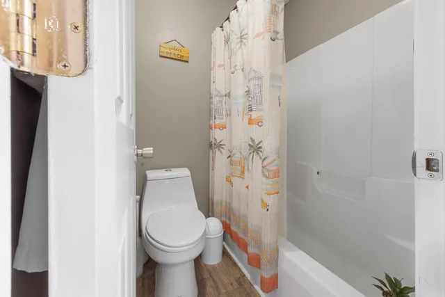 $255,000 | 940 Central Avenue, Unit 18, Fort Walton Beach, FL 32547