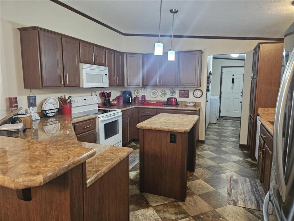 304 Bennington Road Hopwood, PA 15445 - Photo 8 of 25 Gallery Image 8