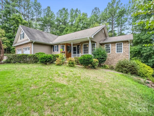$425,000 | 940 Hugh Champion Road, Tryon, NC 28782