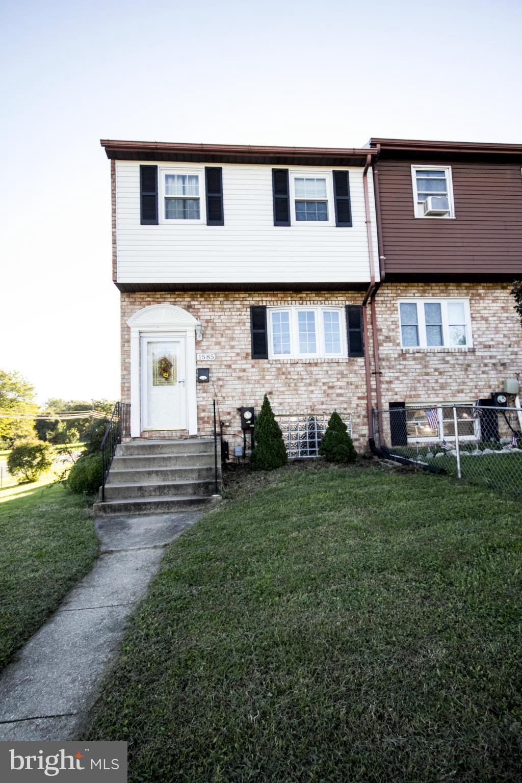 1585 Lynch Road Baltimore, MD 21222 - Photo 2 of 29 Exterior (Front)