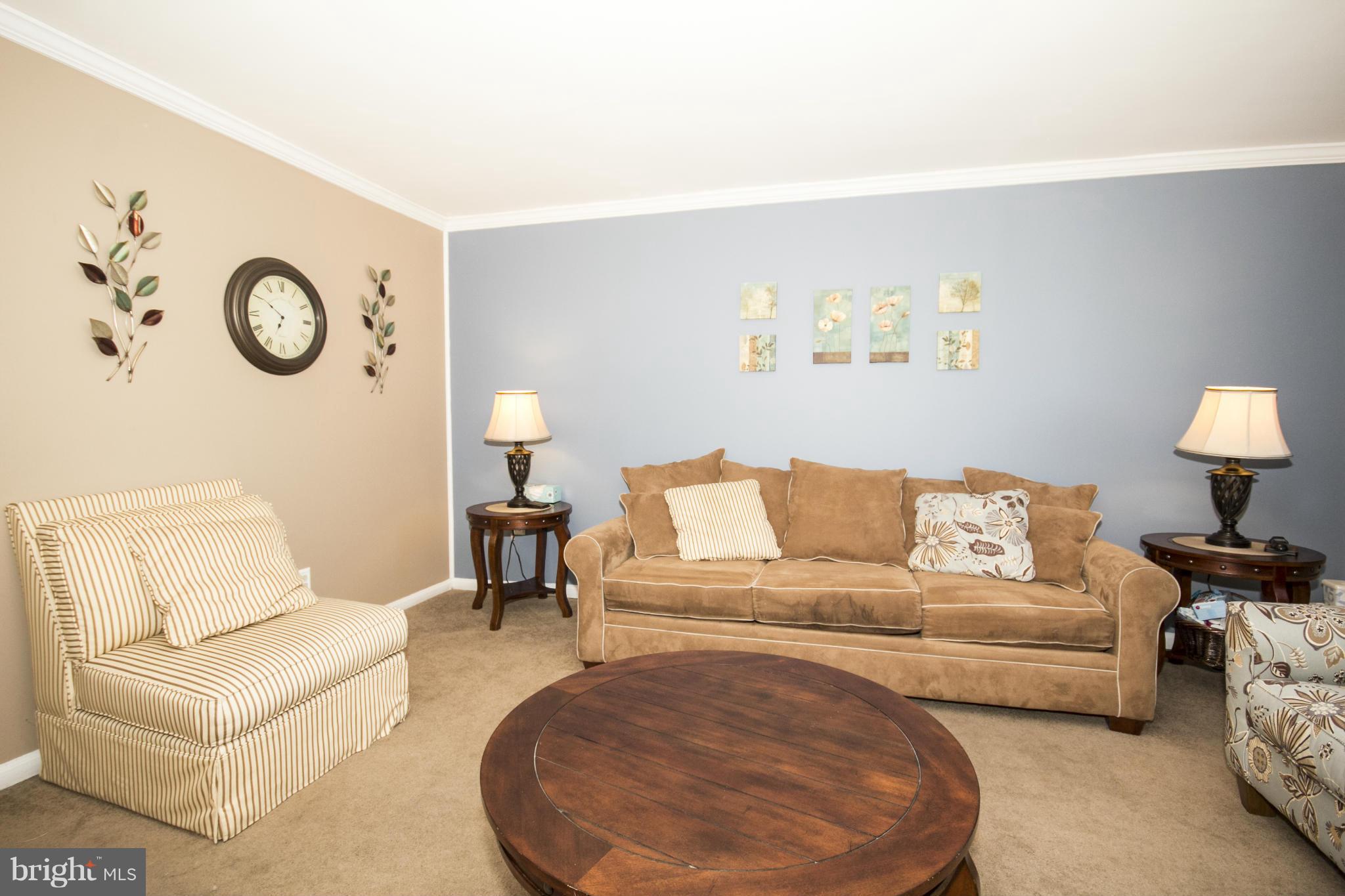 1585 Lynch Road Baltimore, MD 21222 - Photo 3 of 29 Family Room
