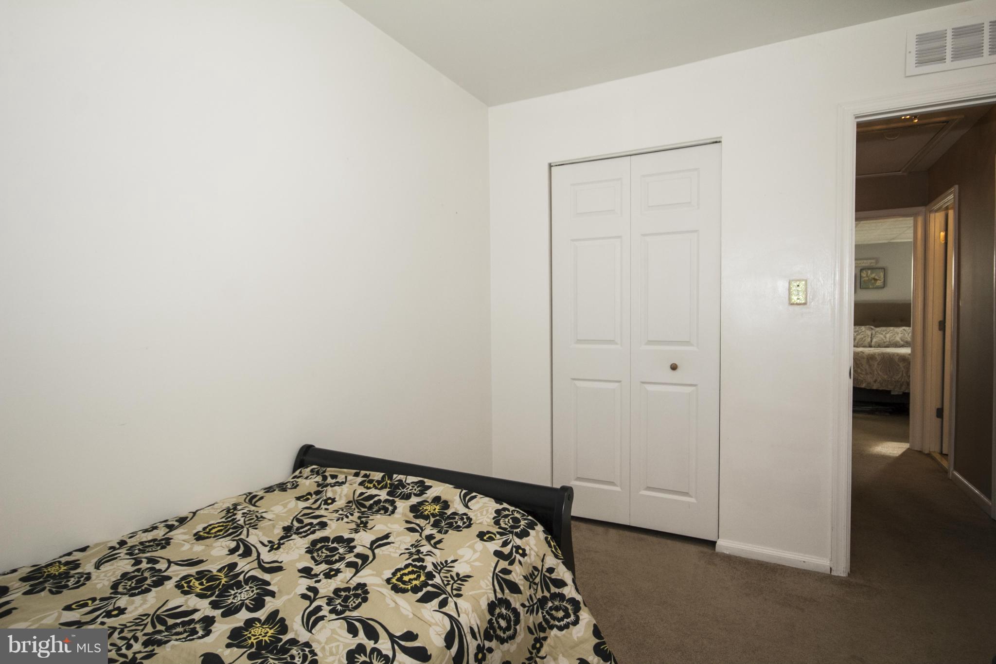 1585 Lynch Road Baltimore, MD 21222 - Photo 28 of 29 Bedroom
