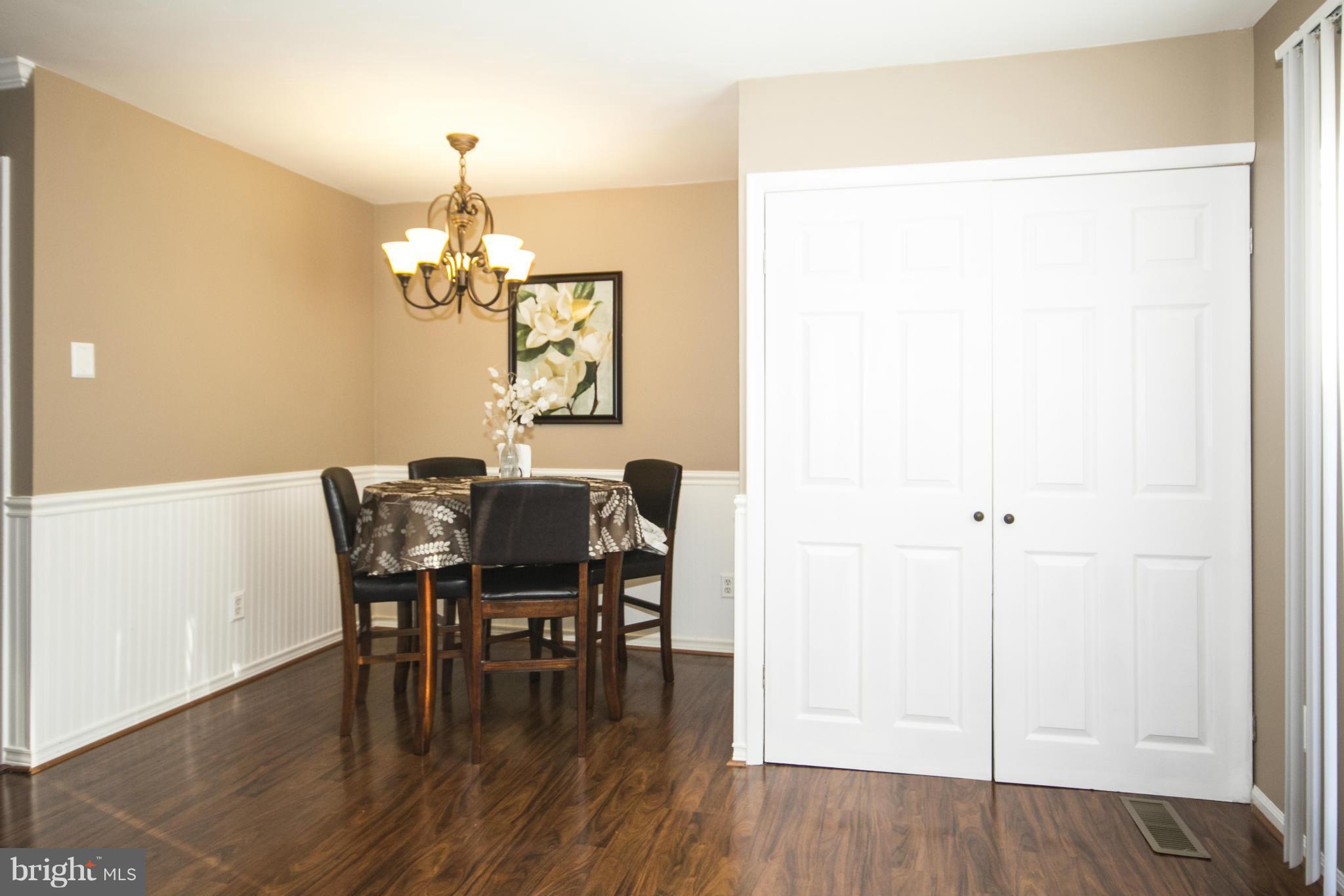 1585 Lynch Road Baltimore, MD 21222 - Photo 9 of 29 Dining Room