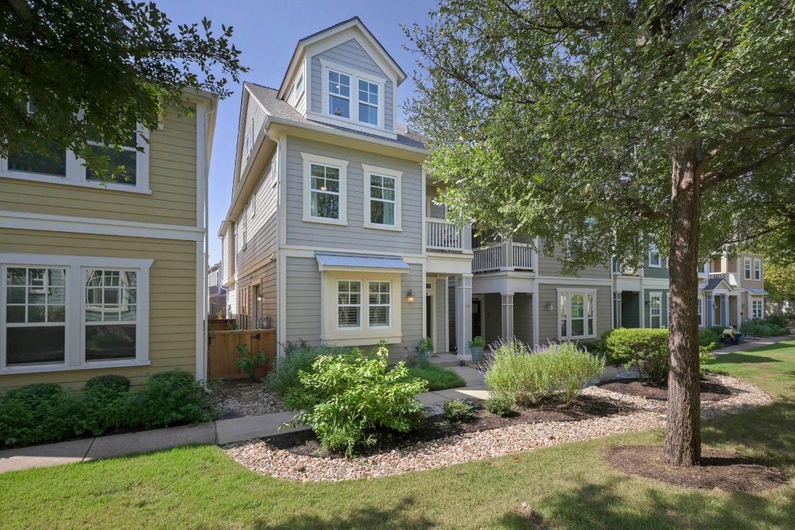 a view of outdoor space yard and front view of a house