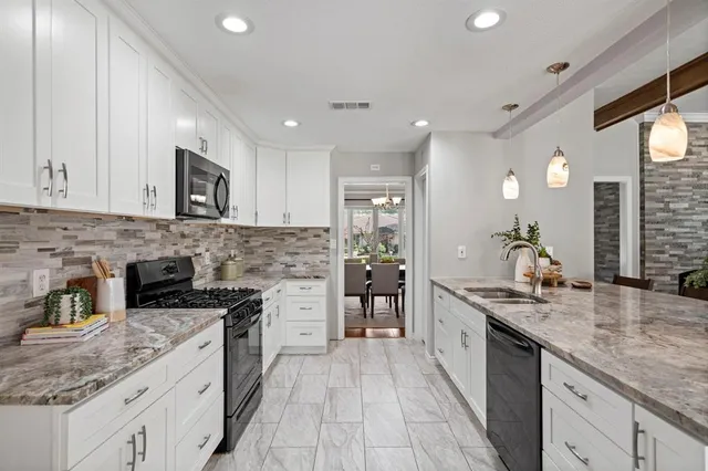 $5,300 | 6349 Highgate Lane, Dallas, TX 75214