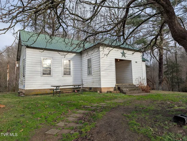 $102,500 | 144 Huckleberry Lane, Duffield, VA 24244