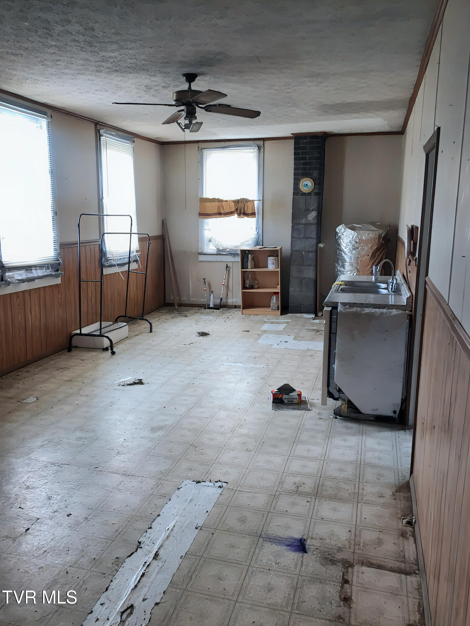 144 Huckleberry Lane Duffield, VA 24244 - Photo 12 of 15 3435110963526793517-1