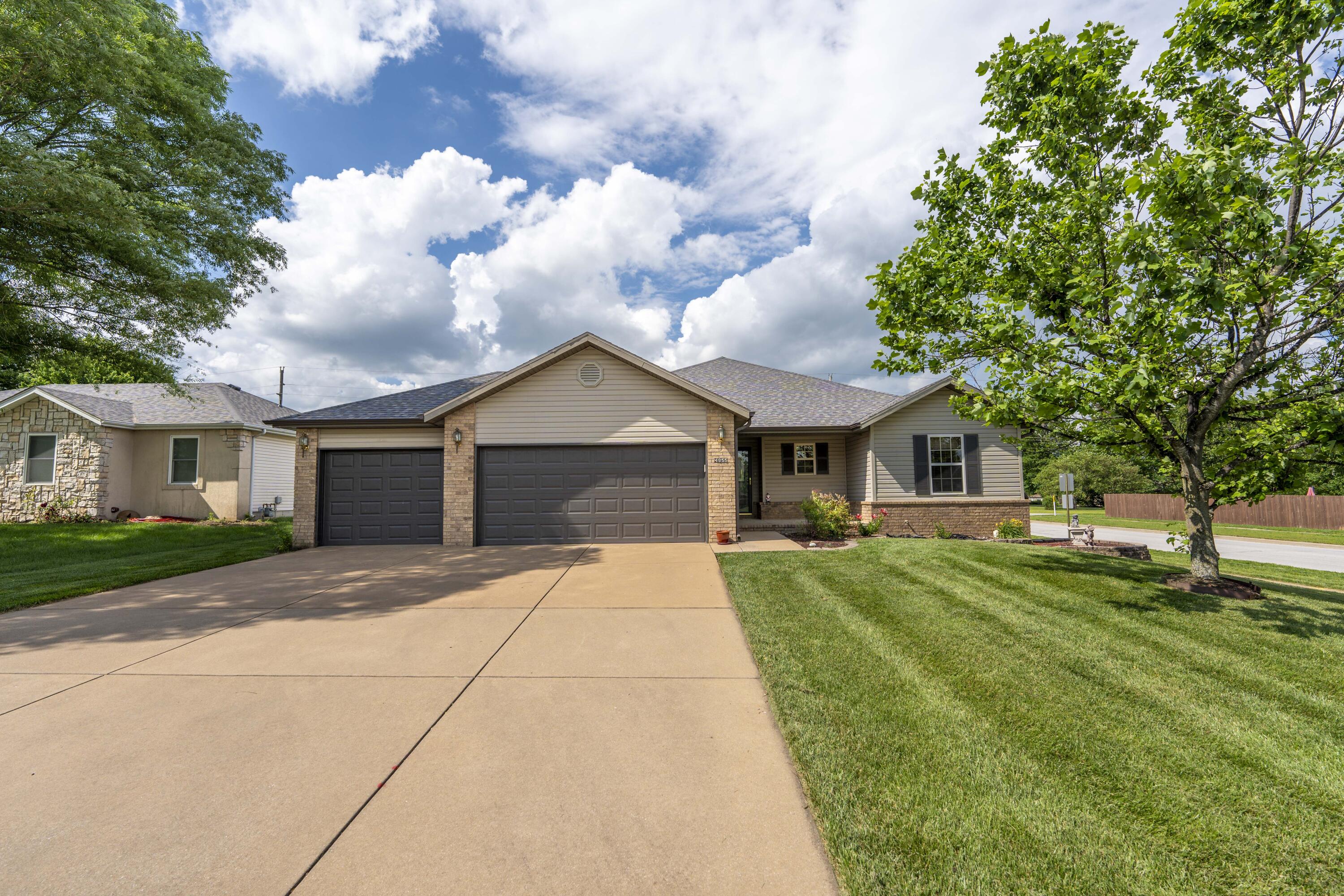 4855 West Portland Street Springfield, MO 65802 - Photo 1 of 1 Portland1