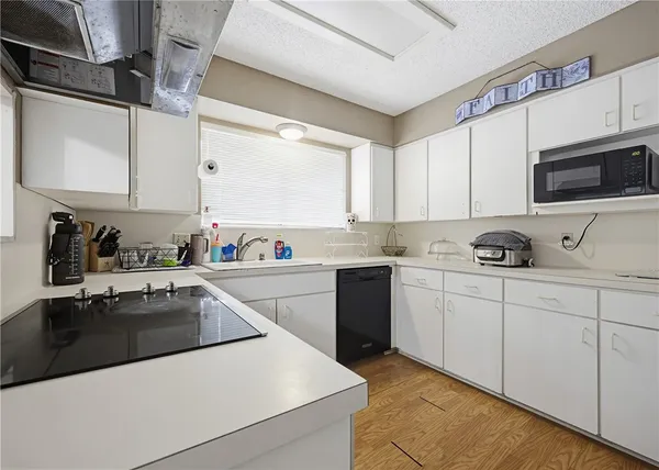 $345,000 | 3105 Vicksburg Street, Corpus Christi, TX 78410