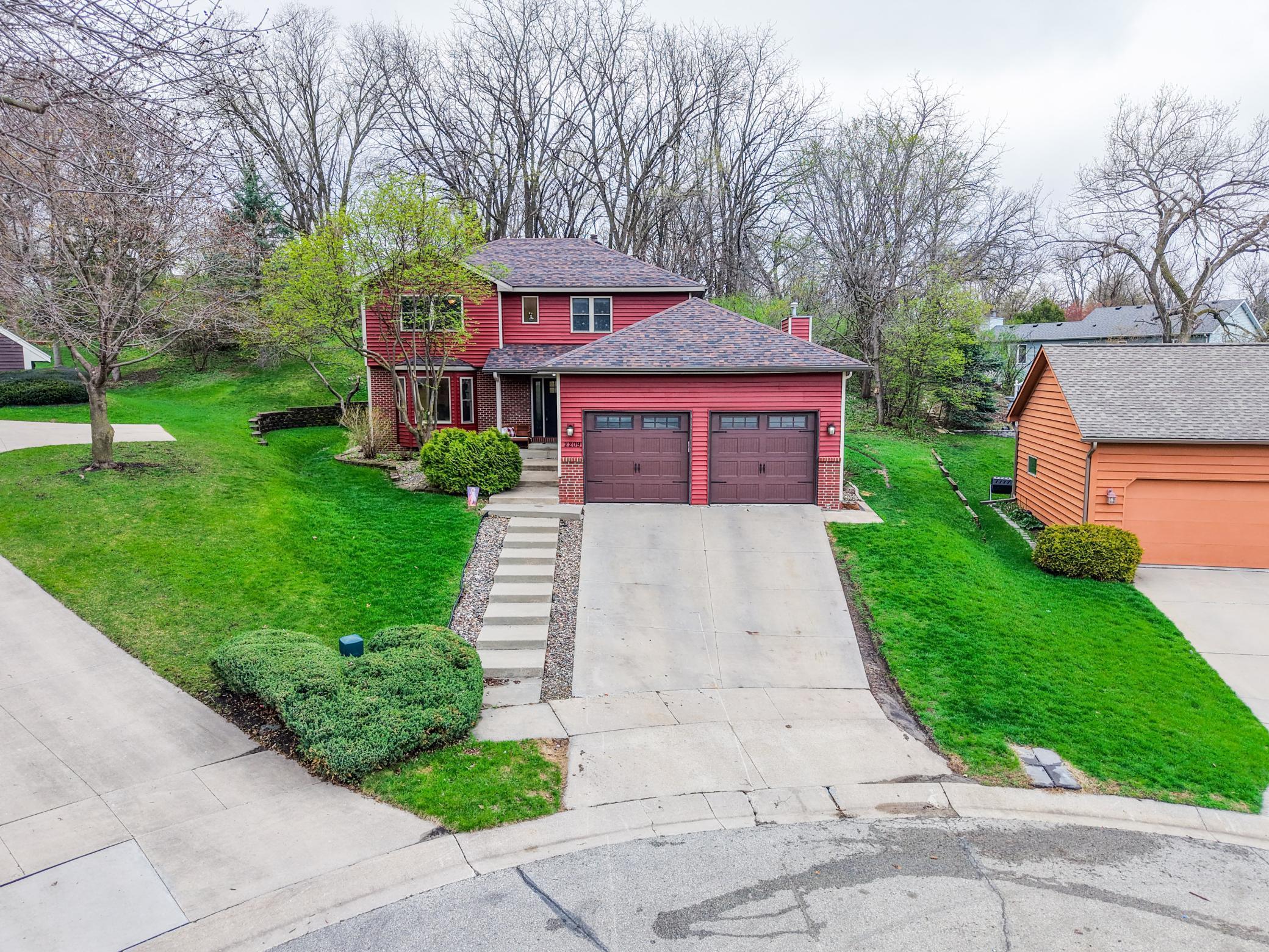 2209 Beacon Drive Southwest Rochester, MN 55902 - Photo 2 of 90