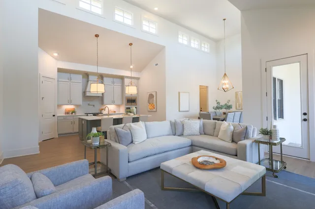 $1,142,800 | 630 Mayswift Drive, Thompson's Station, TN 37179