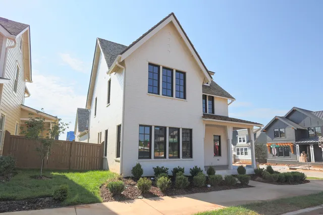 $1,142,800 | 630 Mayswift Drive, Thompson's Station, TN 37179