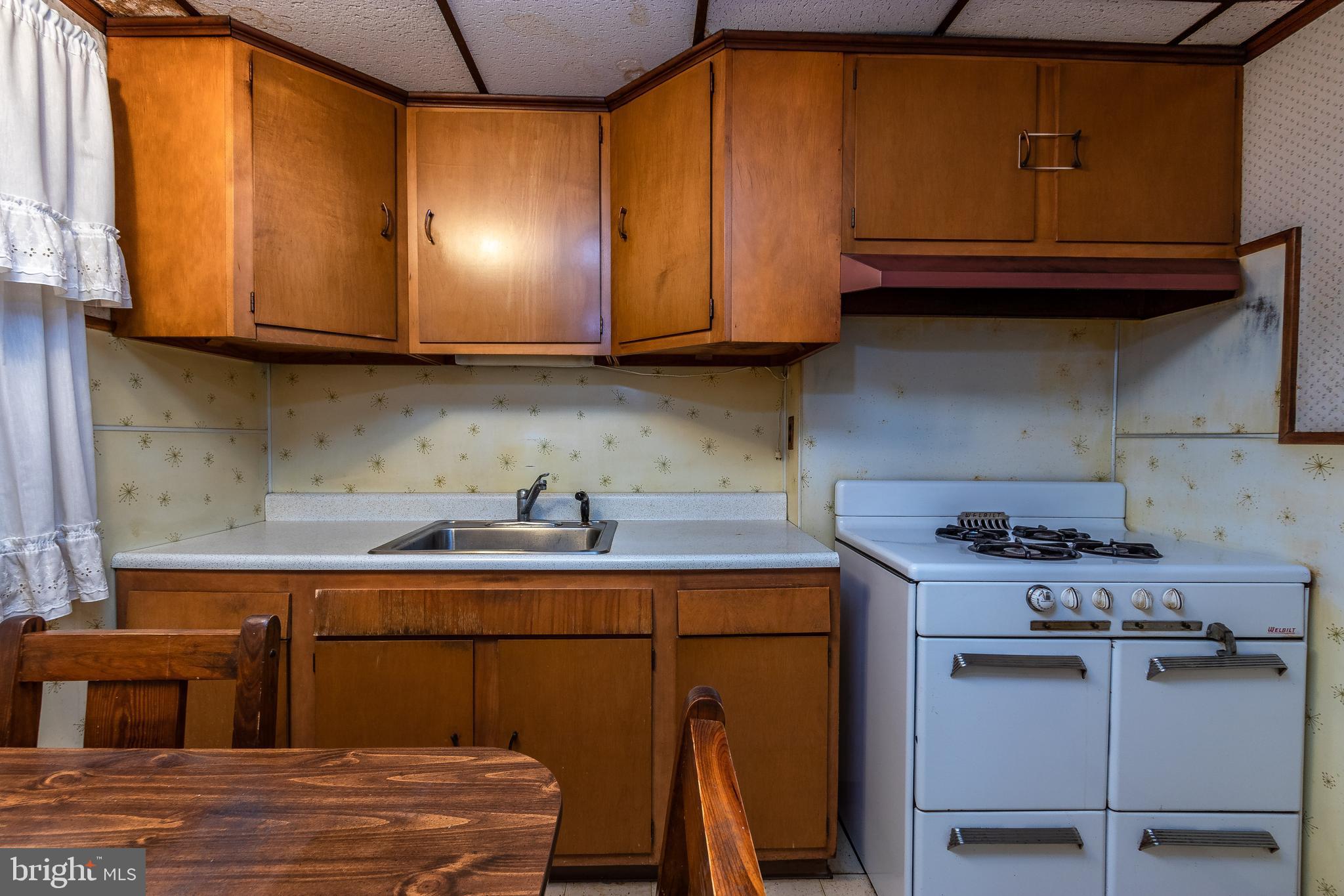 724 Fairview Road Swarthmore, PA 19081 - Photo 11 of 25
