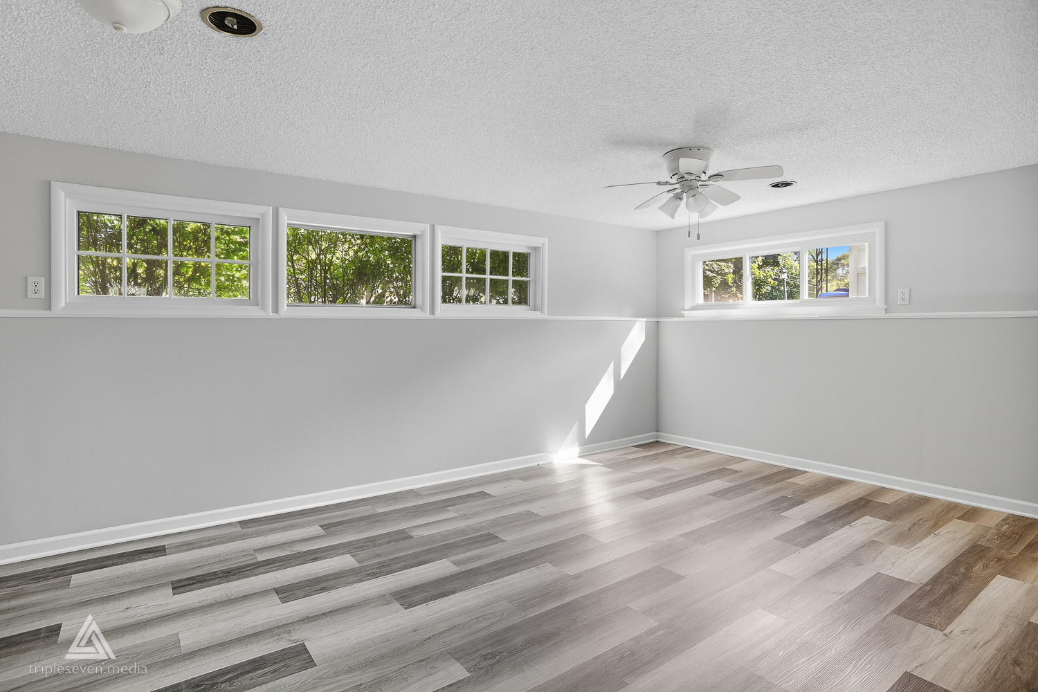 910 Dawn Court DeKalb, IL 60115 - Photo 13 of 19