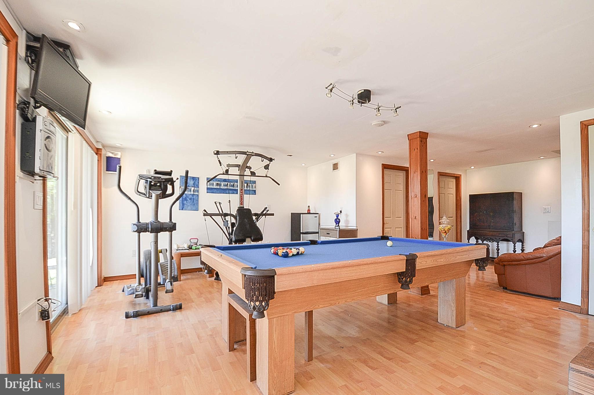 21129 Reno Monument Road Boonsboro, MD 21713 - Photo 26 of 32 a view of a room with gym equipment