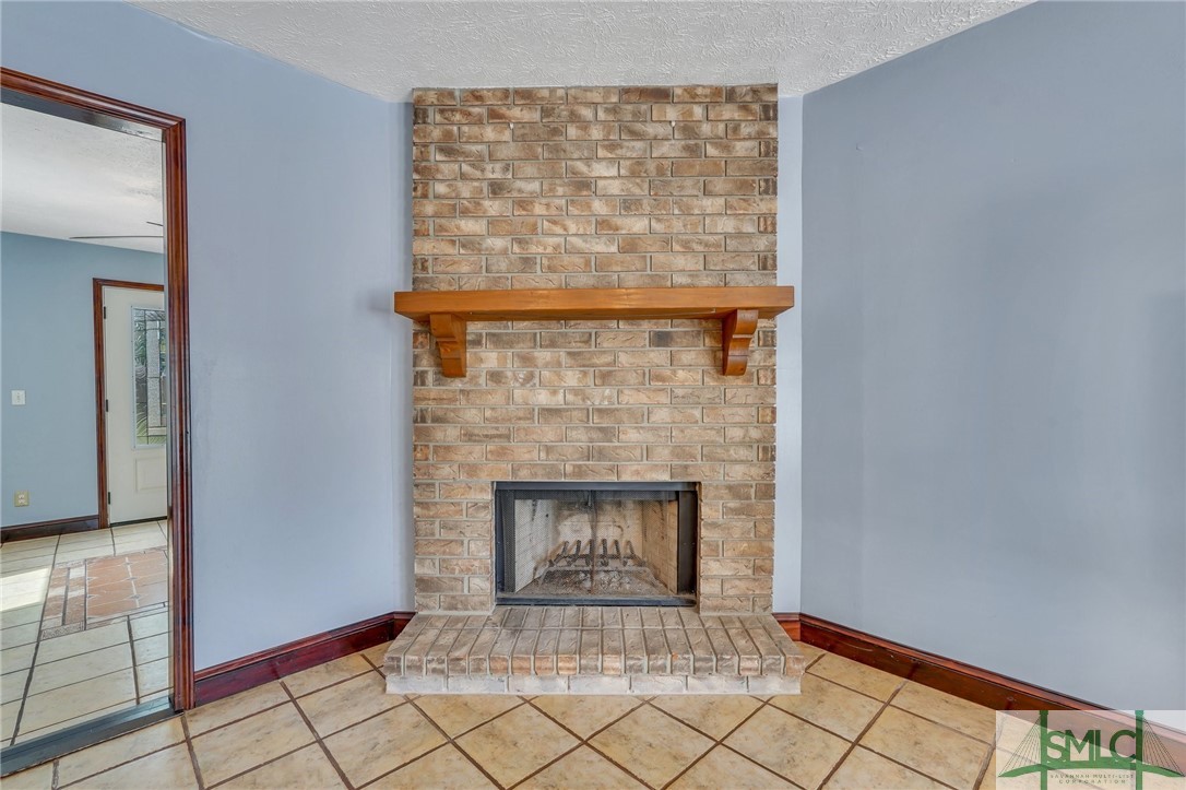 17 Ropemaker Court Savannah, GA 31410 - Photo 11 of 48