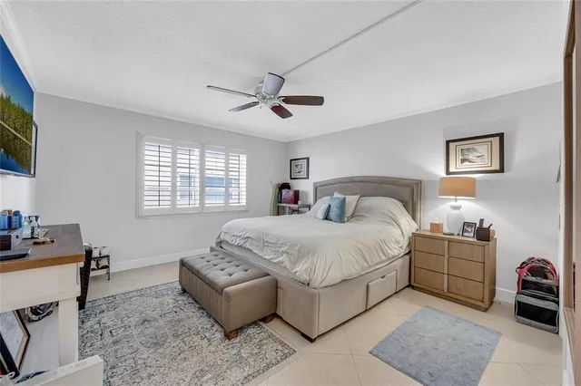 a bathroom with a sink vanity and a mirror